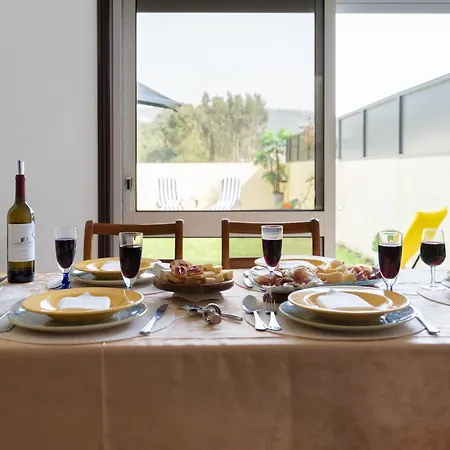 Host Wise - Spacious Modern House - Esposende